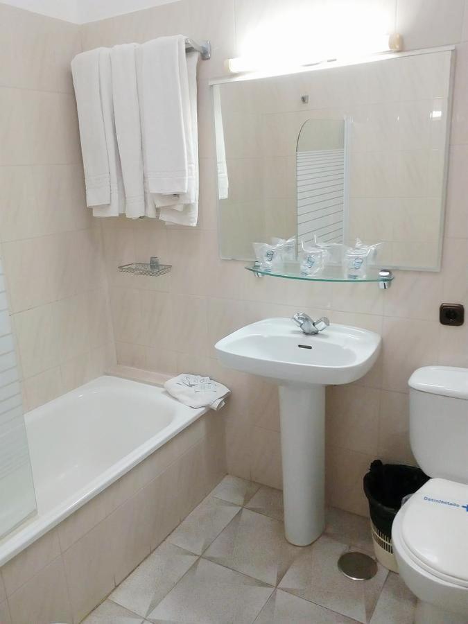 Hotel Aeropuerto Sur Сан-Исидро Экстерьер фото