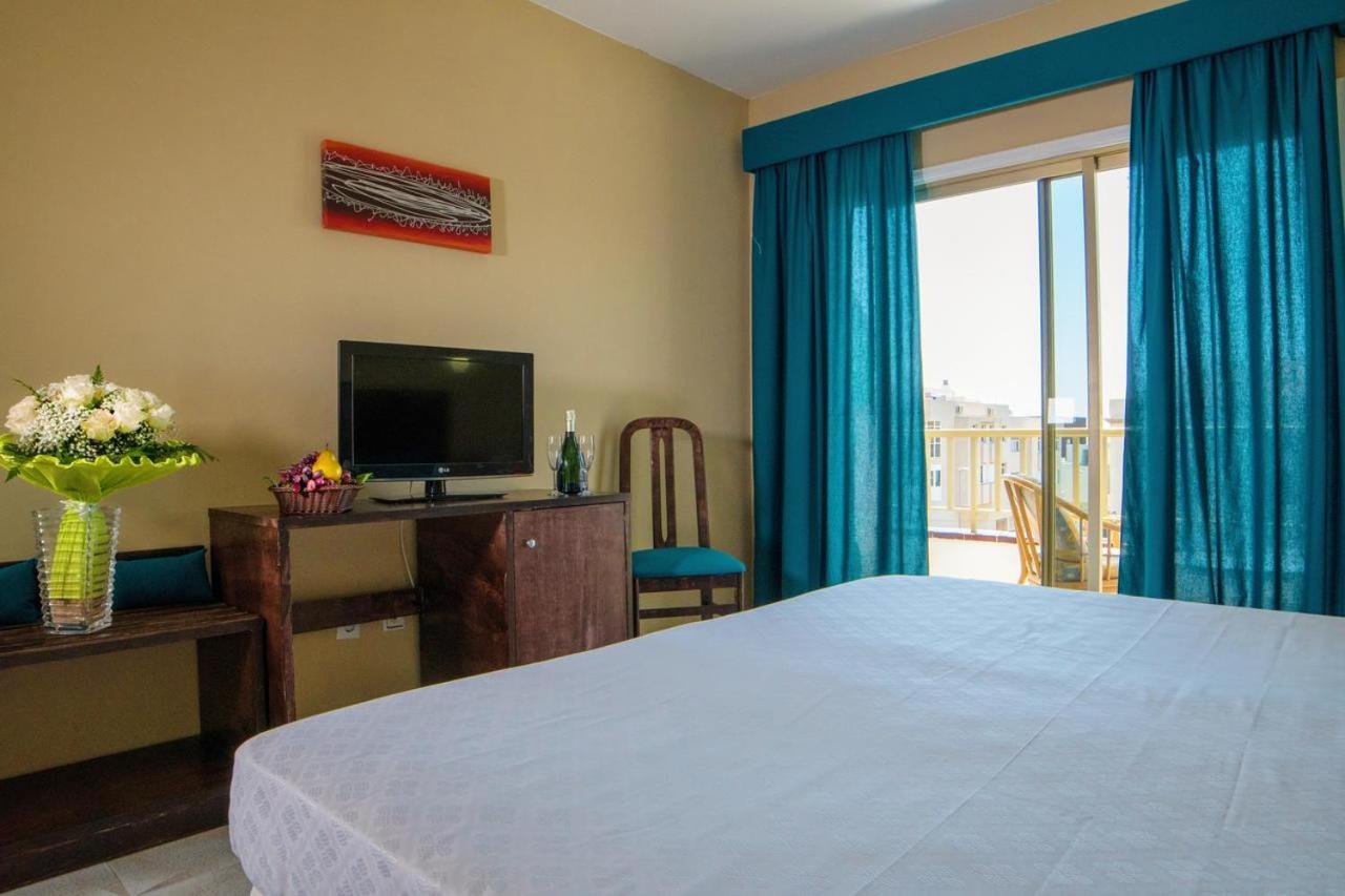 Hotel Aeropuerto Sur Сан-Исидро Экстерьер фото